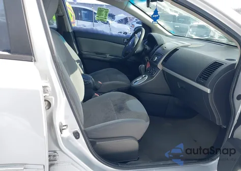 2011 Nissan Sentra 2.0S z USA, uszkodzony, nr VIN 3N1AB6AP4BL615060